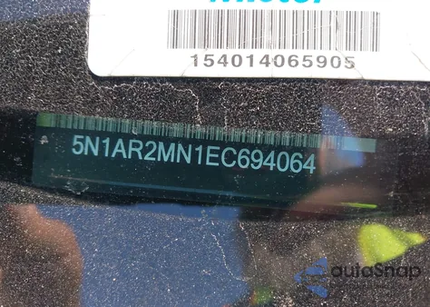 2014 Nissan Pathfinder Platinum from USA, damaged, VIN 5N1AR2MN1EC694064